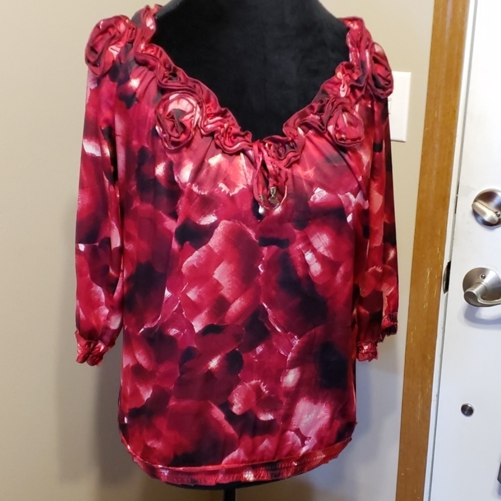 WHBM rose red black satiny light 3/4 sleeve top - Picture 2 of 6